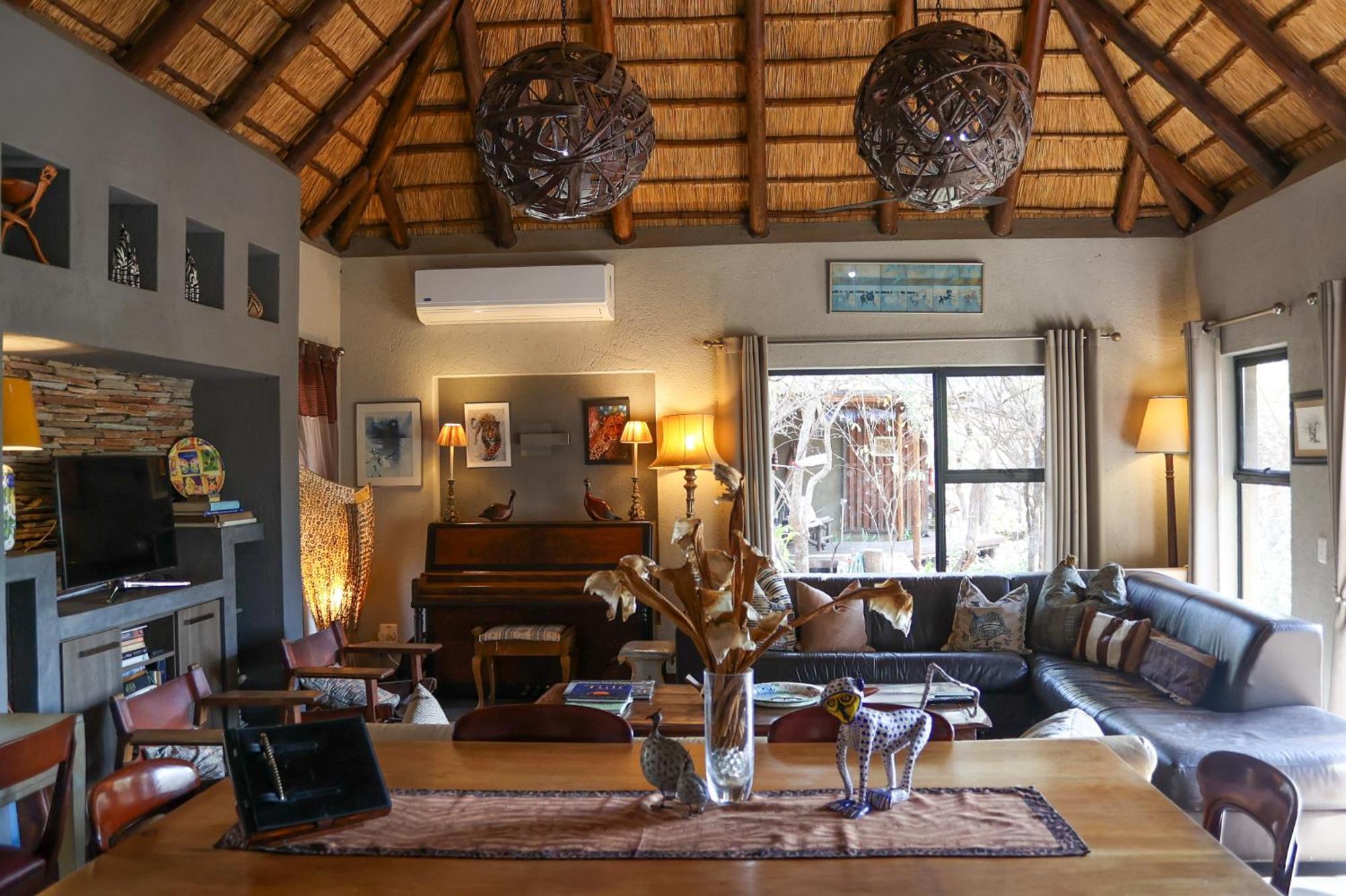Call Of The Wild Lodge Hoedspruit Exteriör bild