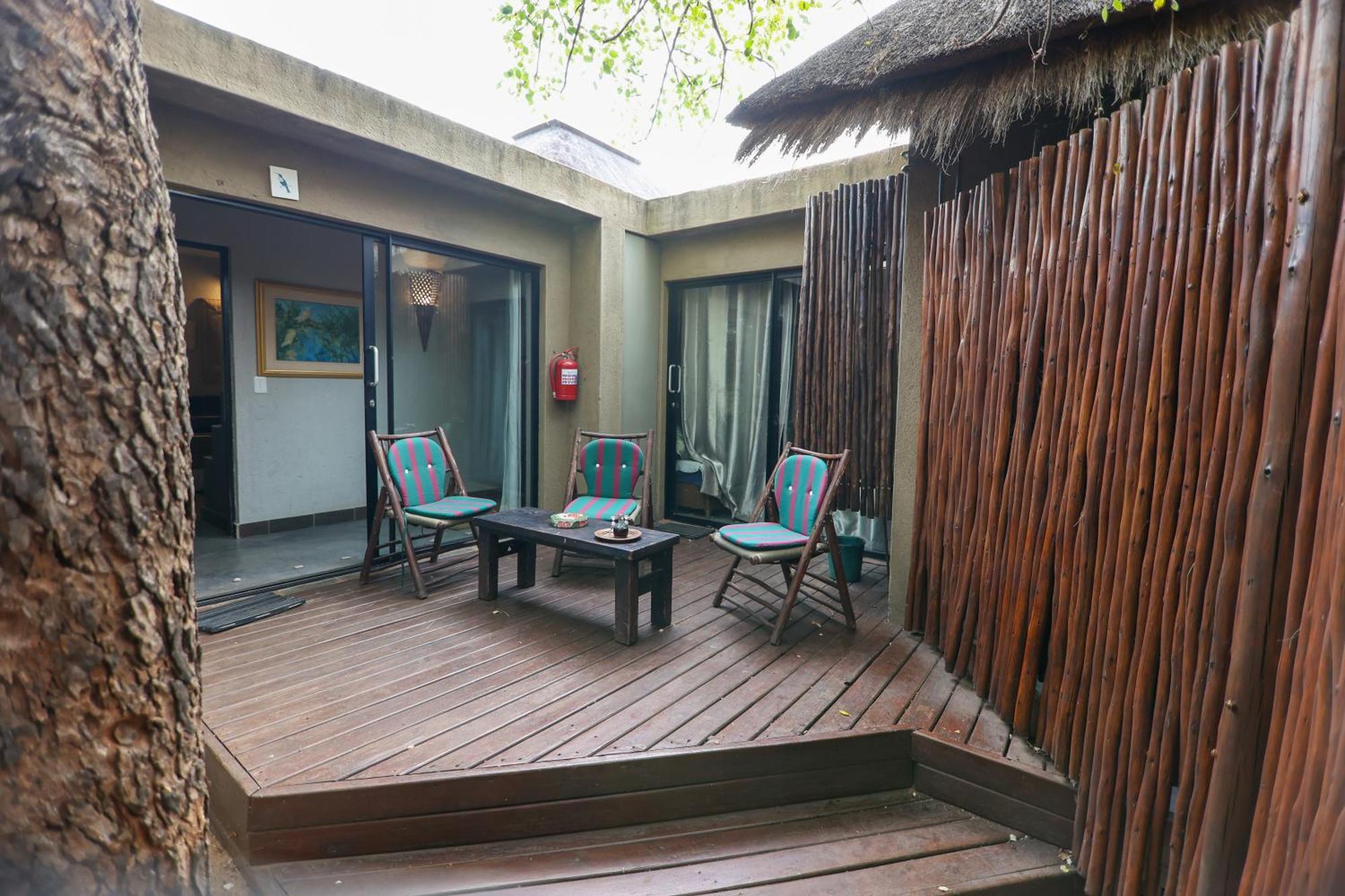 Call Of The Wild Lodge Hoedspruit Exteriör bild