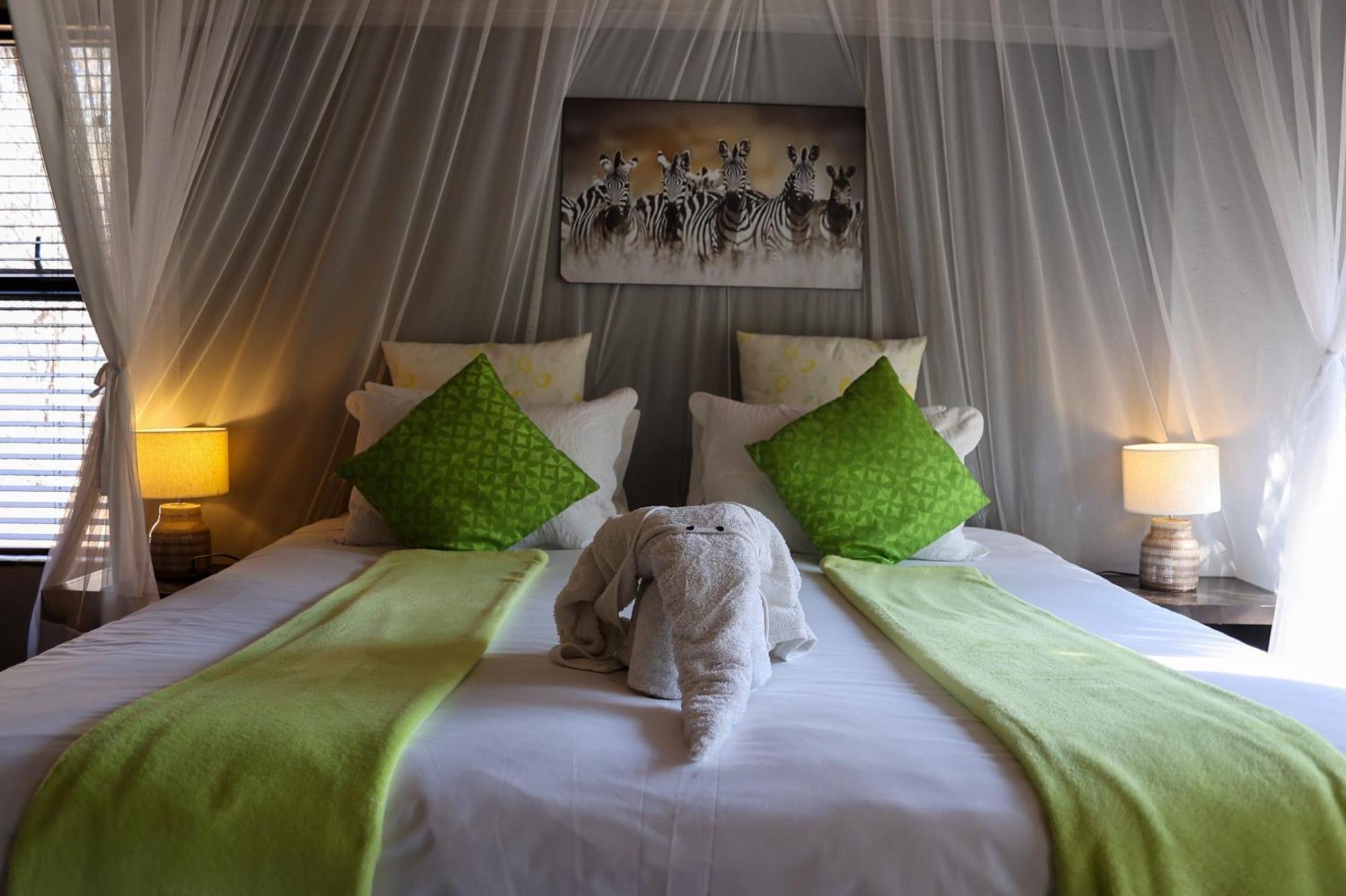 Call Of The Wild Lodge Hoedspruit Exteriör bild