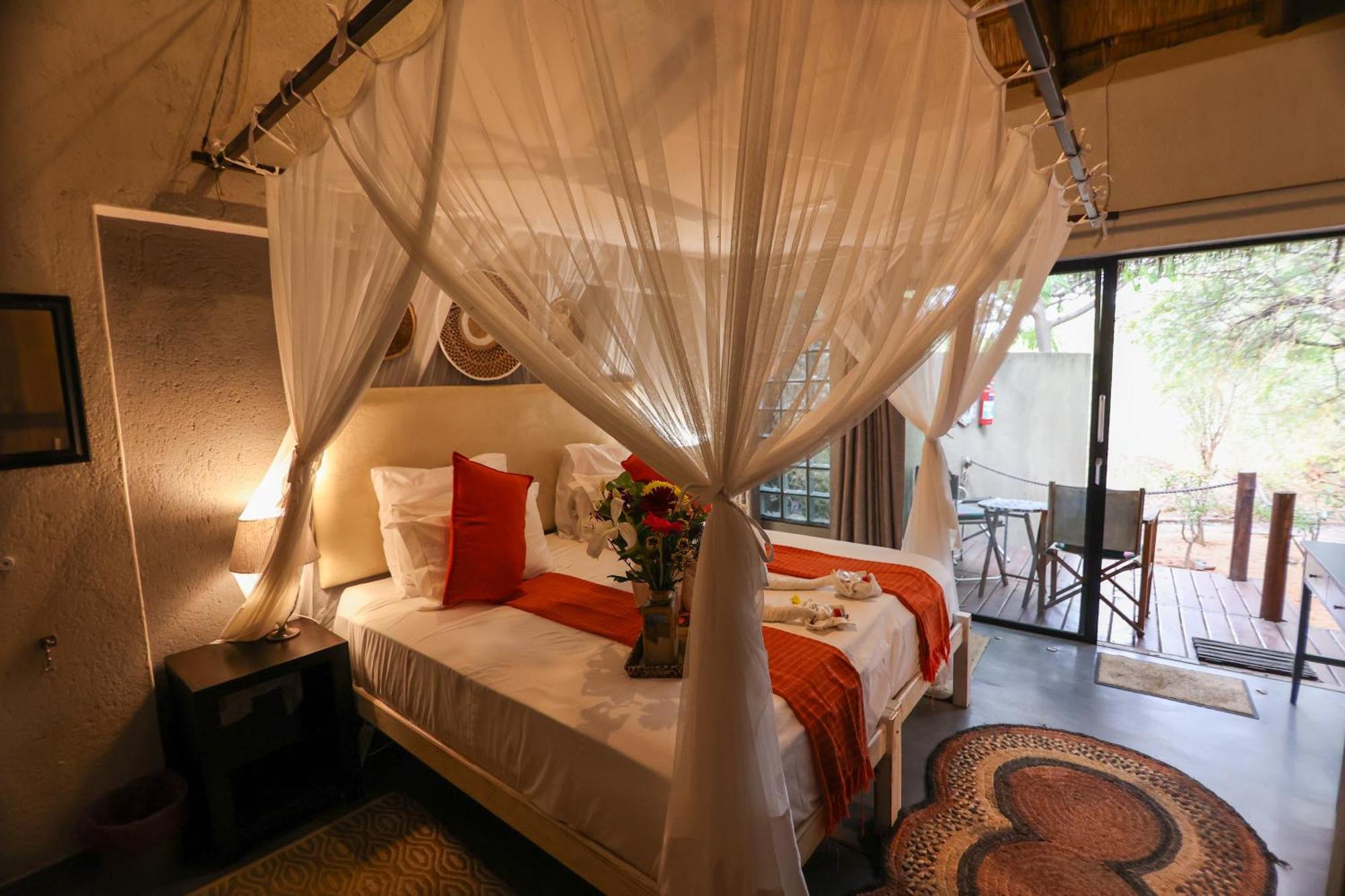 Call Of The Wild Lodge Hoedspruit Exteriör bild