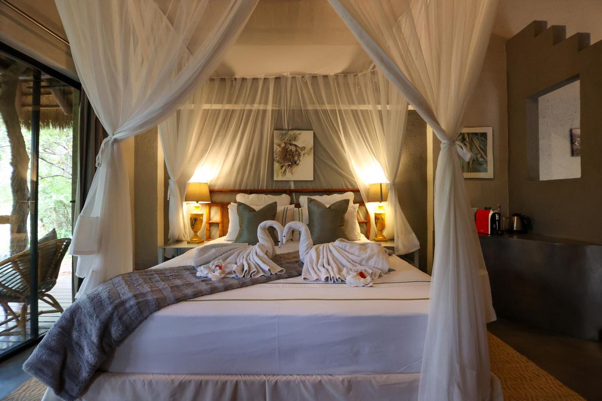 Call Of The Wild Lodge Hoedspruit Exteriör bild